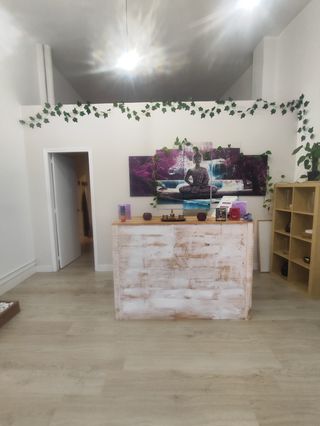 ALQUILER 660€- TRASPASO CENTRO TERAPIAS-ESTETICA