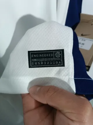 Camiseta Inglaterra edición stadium talla L