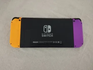 Nintendo Switch + 4 controller + accessori