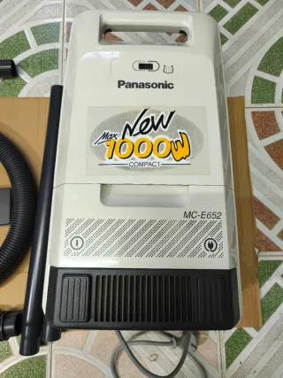 Aspiradora Panasonic MC-E652