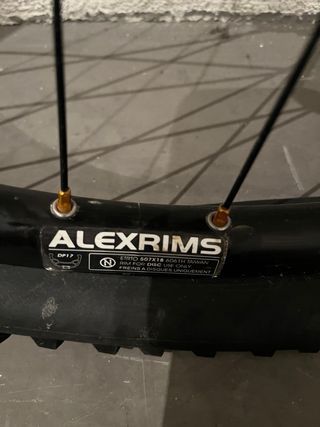 Rueda Trasera BTT 24” Schwalbe Rocket Ro