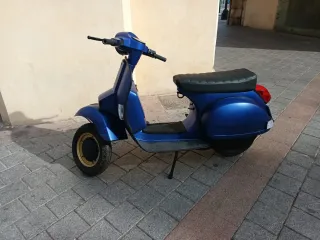 Vespa 200 Iris Azul