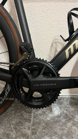 Bicicleta de carretera Megamo raise