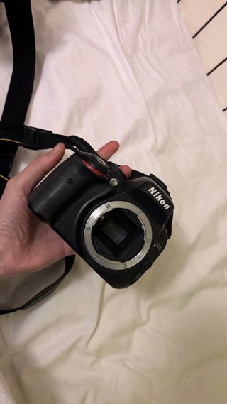 Cámara Réflex Nikon D5100 + Objetivo 18-55mm