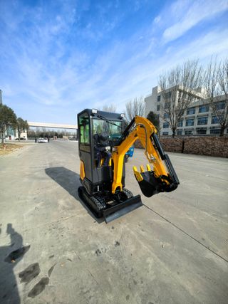 Mini excavadora 1500kg