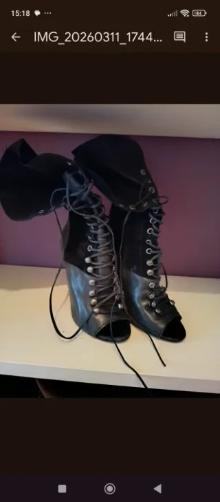 Varios Botines de tacón peep toe y guess