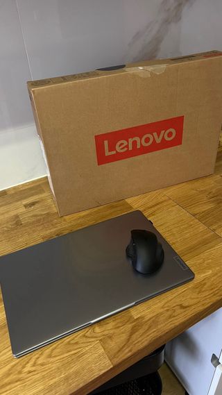 Lenovo IdeaPad Slim 3 15IAN8