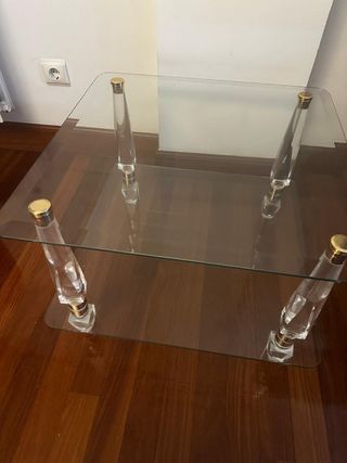 Mesa auxiliar cristal y dorado