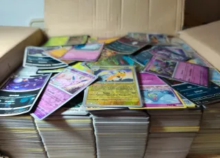 CAJA 10 KG Cartas Pokémon TCG