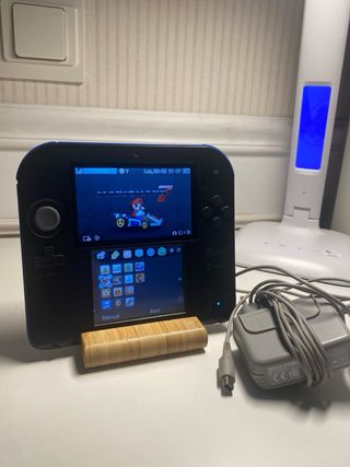 Nintendo 2DS + Mario Kart 7 e Super Mario Bros 2