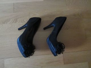 Zapatos de tacón Arian Gold negros