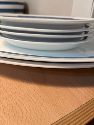 Vajilla de vidrio con diseño azul mod. Astral