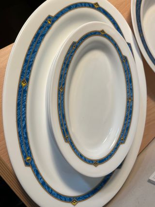 Vajilla de vidrio con diseño azul mod. Astral