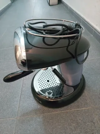 Cafetera Espresso Illy Negra