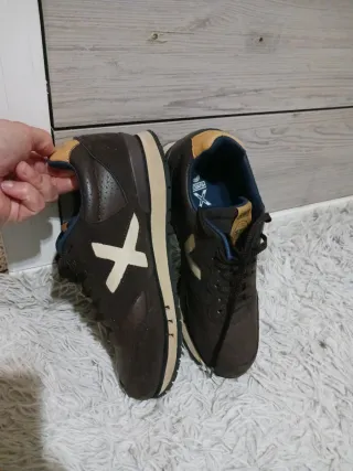 Zapatillas Munich Marrones y Beige