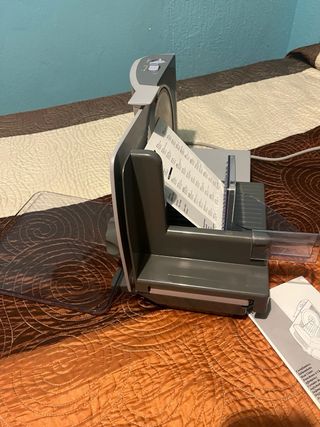 Ele-1 Cortadora de fiambre Taurus Cutmaster