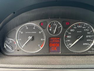 Peugeot 407 [averiado]