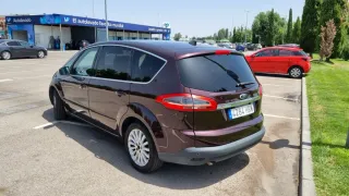 Ford S-MAX 2011