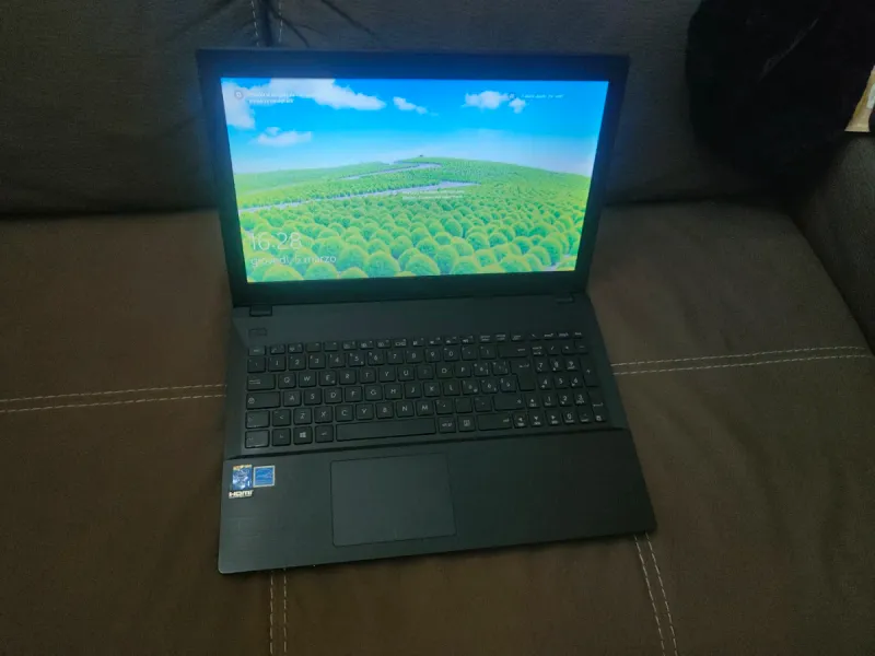 Portátil Asus i5 Pro 8GB RAM SSD 500GB 15.6" afbeelding 2
