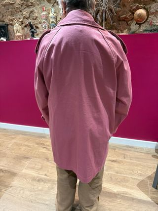 Gabardina rosa Lefties Talla XL