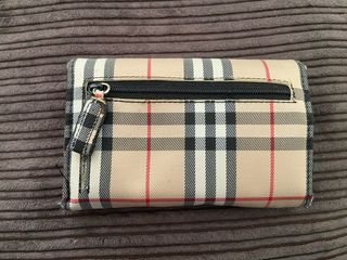 Monedero Burberry