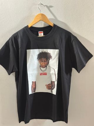 Camiseta Supreme Negra con Foto