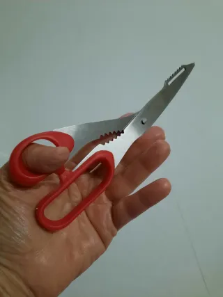 Forbici da cucina multifunzione