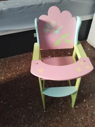 Trona de madera para muñecas