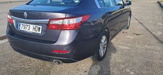 Renault Latitude 2011