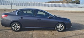 Renault Latitude 2011