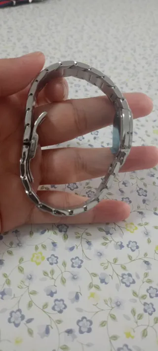 Orologio Seiko Vivace Donna Argento e Bianco