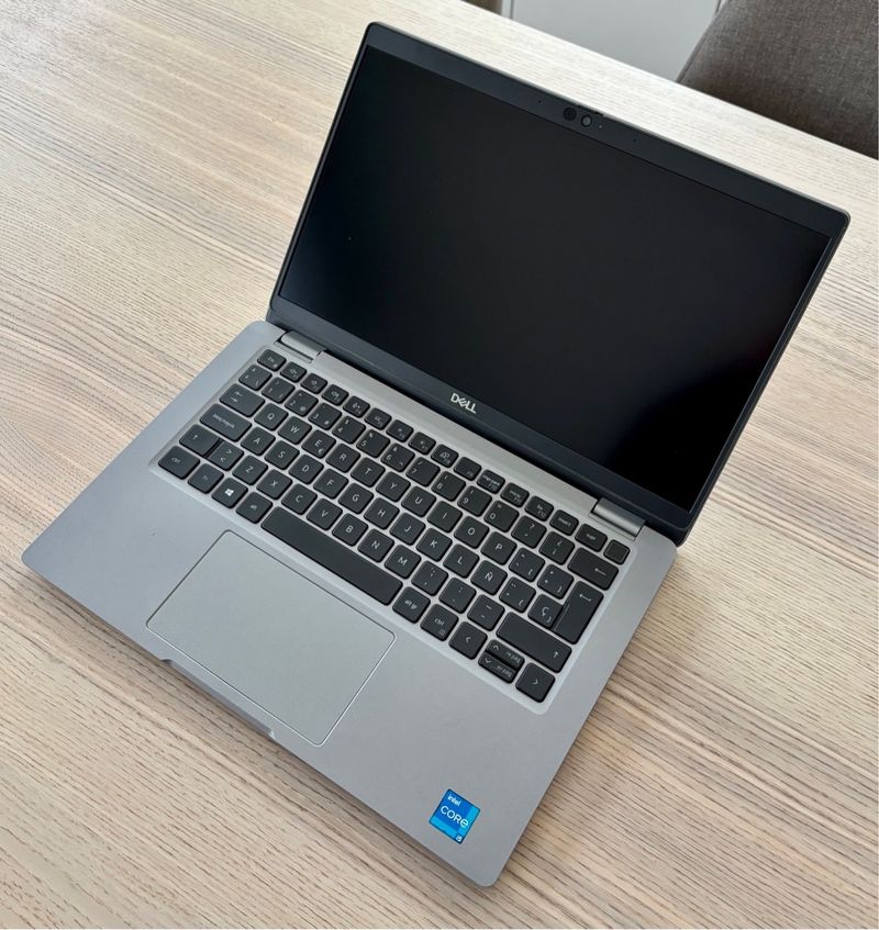 Portátil Dell Latitude 5320 Intel i5 16GB/512GB
