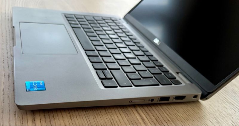 Portátil Dell Latitude 5320 Intel i5 16GB/512GB afbeelding 2