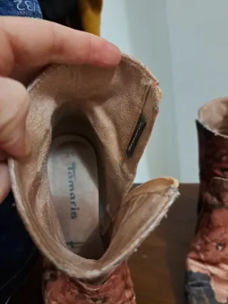 Botines de terciopelo con estampado floral