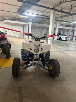 Suzuki LTZ 400 Quad