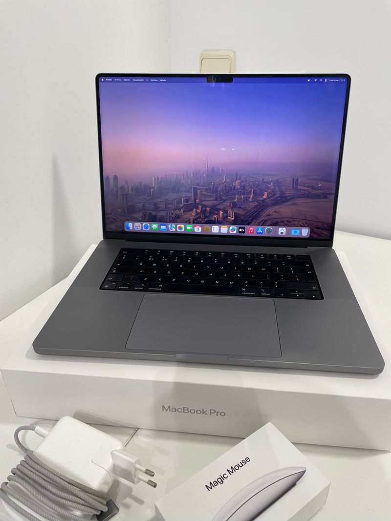 MacBook Pro 16" M2 Pro 32GB