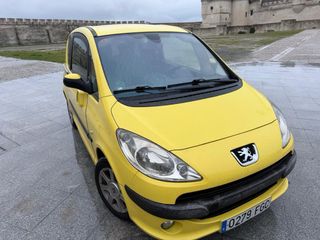 Peugeot 1007 2006