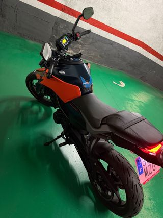 KTM DUKE 125 2025