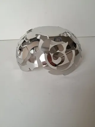 Portafrutta Alessi La rosa in metallo