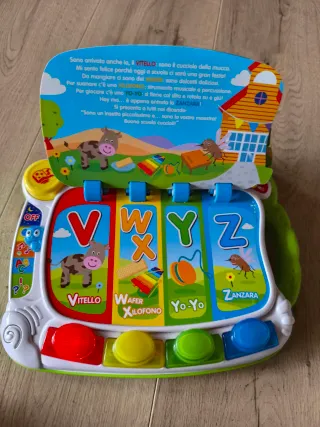 La Scuola dei Cuccioli Clementoni