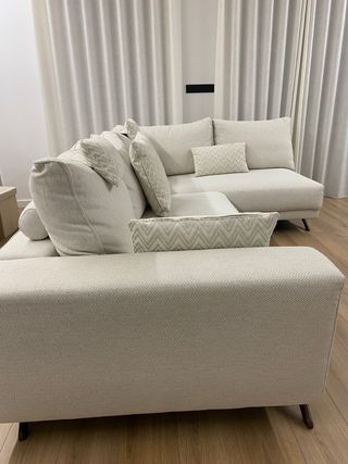 Sofá Chaiselongue estilo nordico
