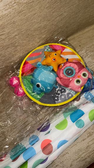 Tienda de campaña y alfombra de juegos 2 en 1