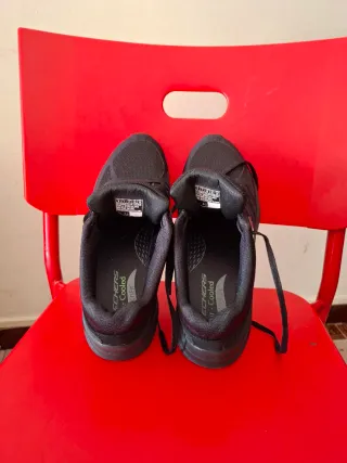 Zapatillas Skechers Arch fit Negras