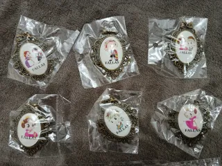 Blusón rayas negras grises con bandolera y broche