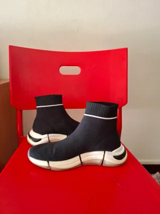 Botines Elásticos Karl Lagerfeld Negros