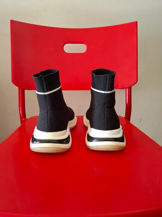 Botines Elásticos Karl Lagerfeld Negros