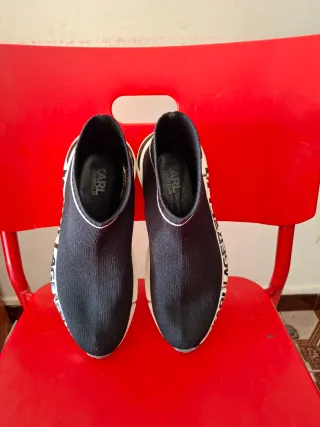 Botines Elásticos Karl Lagerfeld Negros