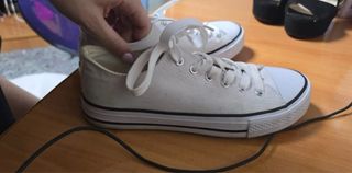 Zapatillas lona beige y blancas