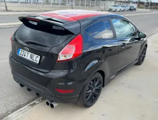 Ford Fiesta 2015