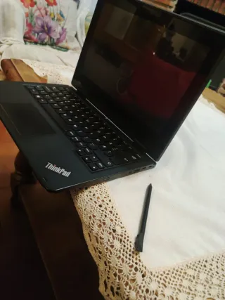 Lenovo Yoga 11e Ordenador Portátil Negro